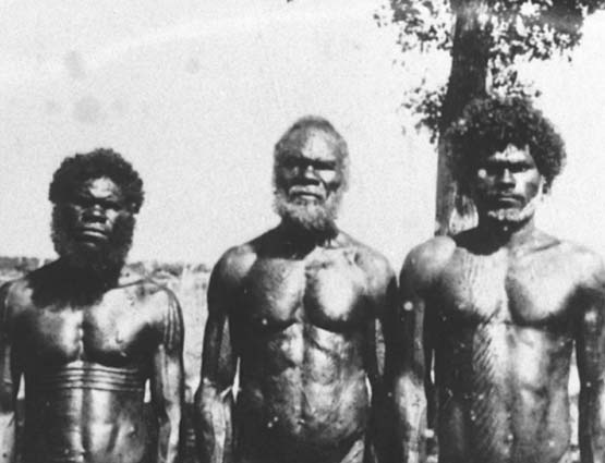 aborgenes de la tribu de Bathurst Island, en Australia.